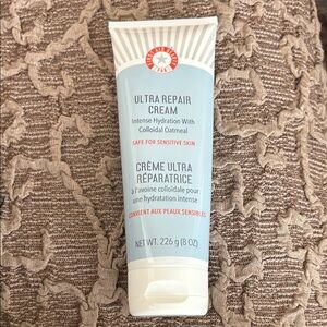 First Aid Beauty Ultra Repair Cream